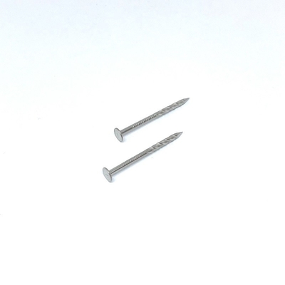 Cabeza plana inoxidable de los clavos 1.83X32M M de la caña de la torsión SUS304